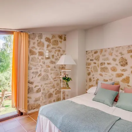 Hotel Masia Ventanell Luxury Near Barcelona