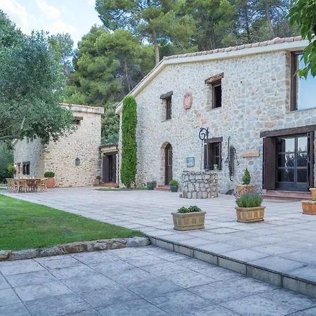 Hotel Masia Ventanell Luxury Near Barcelona