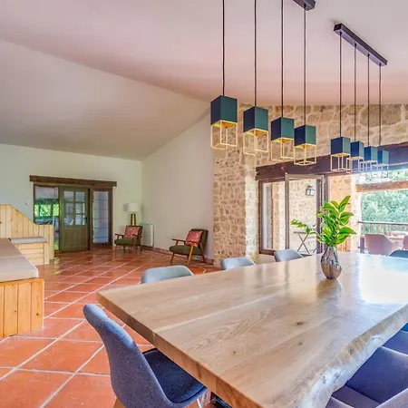 Masia Ventanell Luxury Near Barcelona 4*