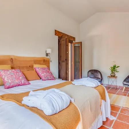 Masia Ventanell Luxury Near Barcelona