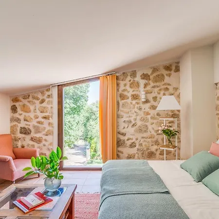 Masia Ventanell Luxury Near Barcelona Hotel 4*
