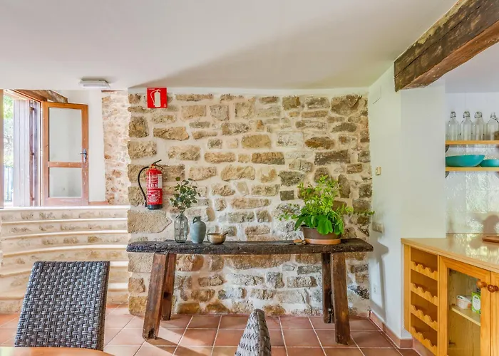 Hotel Masia Ventanell Luxury Near Barcelona La Llacuna