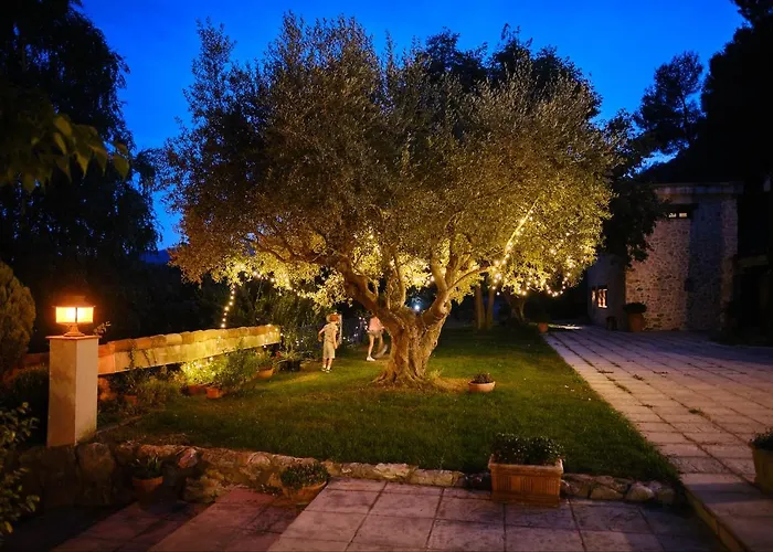 Masia Ventanell Luxury Near Barcelona Hotel 4*