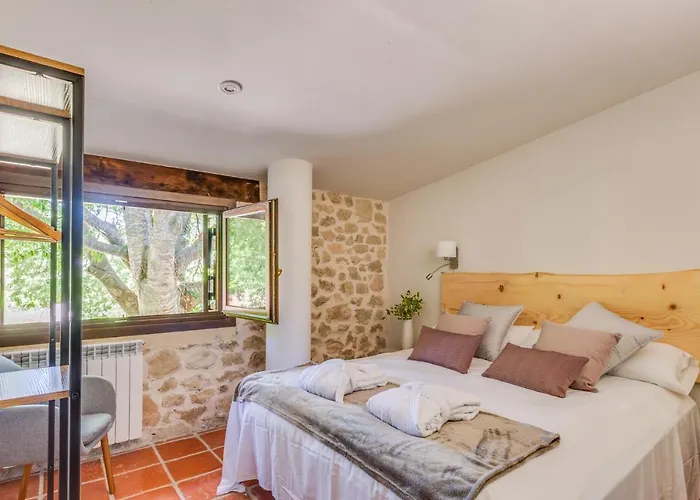 Masia Ventanell Luxury Near Barcelona La Llacuna