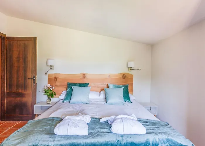 Hotel Masia Ventanell Luxury Near Barcelona
