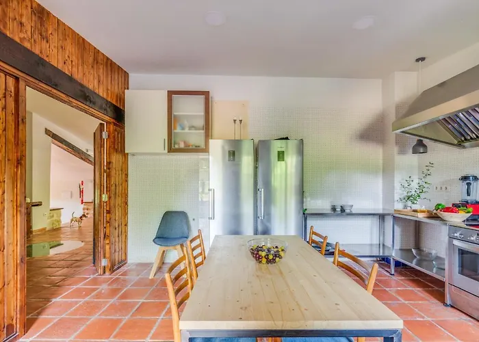 Masia Ventanell Luxury Near Barcelona 4*