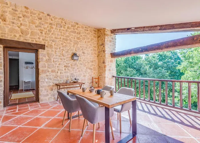 Hotel Masia Ventanell Luxury Near Barcelona
