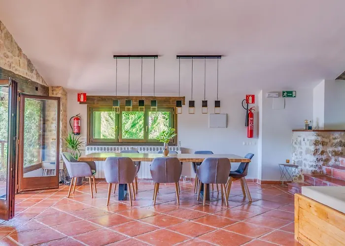 Hotel Masia Ventanell Luxury Near Barcelona La Llacuna