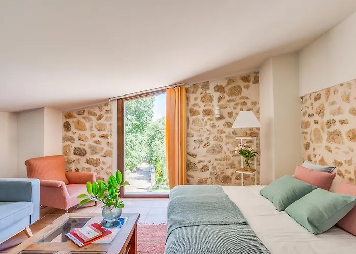 Masia Ventanell Luxury Near Barcelona Hotel 4*